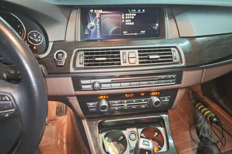 Used BMW 5 Series 2014 525Li Luxury Design Package