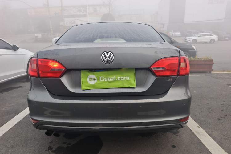 Used Volkswagen Sagitar 2014 Revised Version 1.4TSI Automatic Luxury Edition