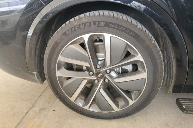 Used Li Auto L9 2024 Ultra Model
