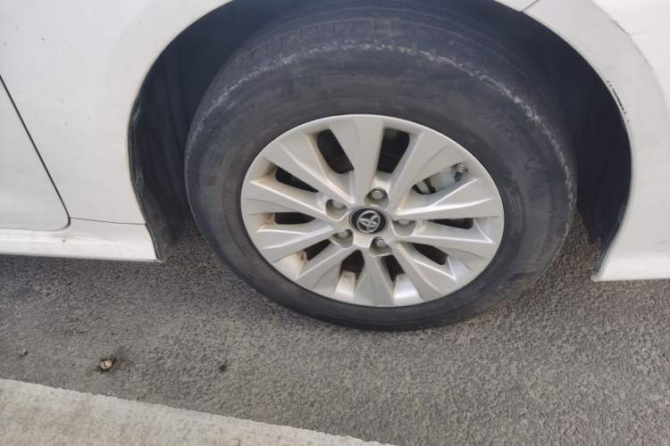 Used Toyota Corolla 2022 Dual-Motor 1.8L E-CVT Pioneer Edition
