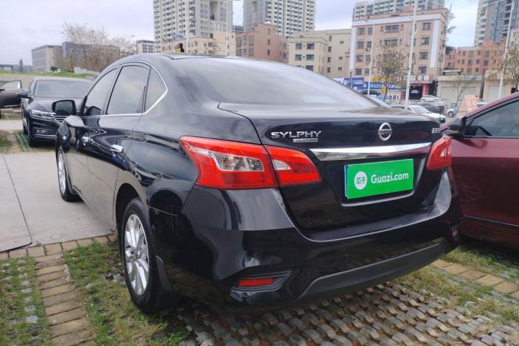 Used Nissan Sylphy 2021 Classic 1.6XL CVT Luxury Edition Exterior 2