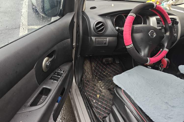 Used Nissan Livina 2013 1.6XE CVT Comfort Edition