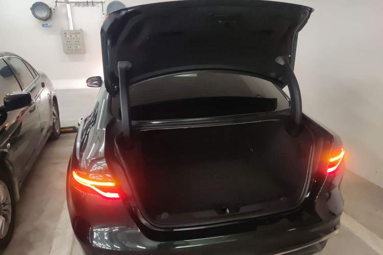 Used Jaguar XEL 2021 2.0T 250 PS S Progressive Elegance Edition