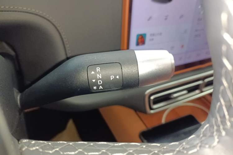 Used Li Auto L6 2025 Pro Smart Refresh Edition
