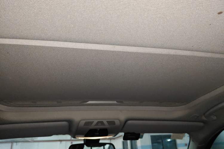 Used BMW 3 Series 2015 320Li Luxury Edition Fashion Model
