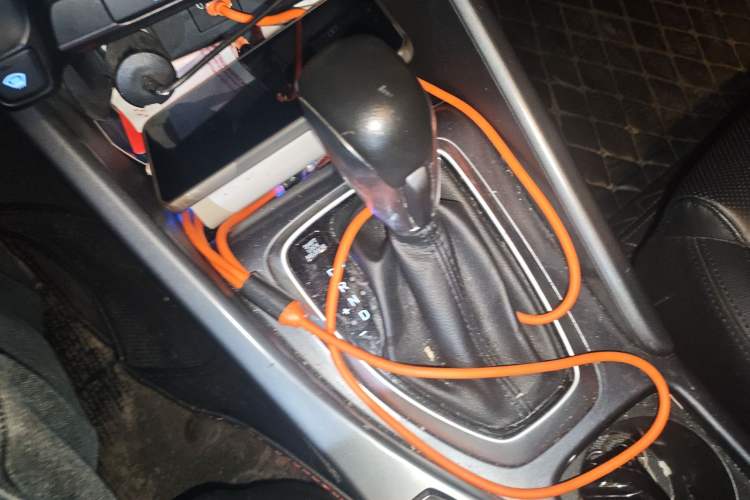 Used Hyundai Lafesta 2019 280TGDi Smart Speed Version China VI Standard Gear Lever