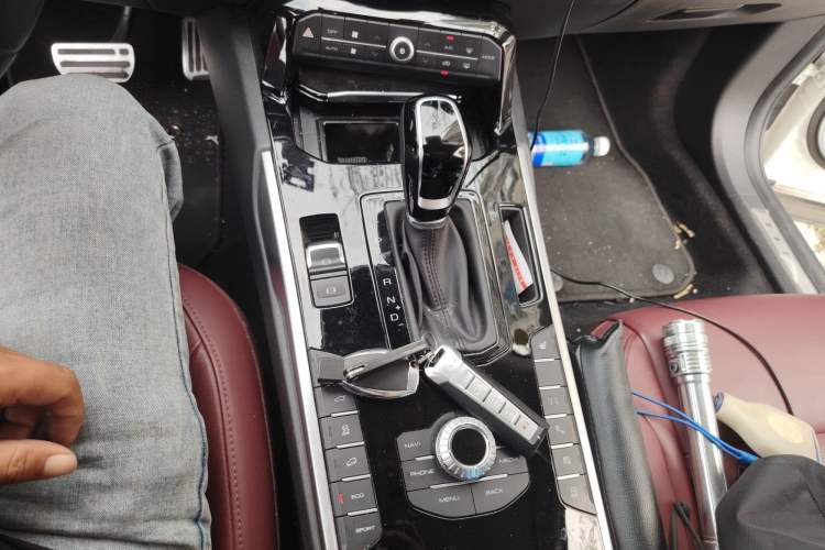 Used Wey VV7 2017 2.0T Flagship Model
