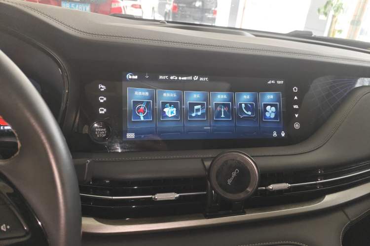 Used CHANGAN CS95 2021 2.0T Two-Wheel Drive Luxury Version
