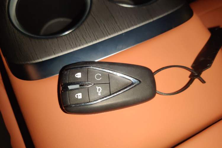 Used Changan CS75 PLUS 2025 Model, 4th Generation 1.5T New Blue Whale Smart Excellence Version