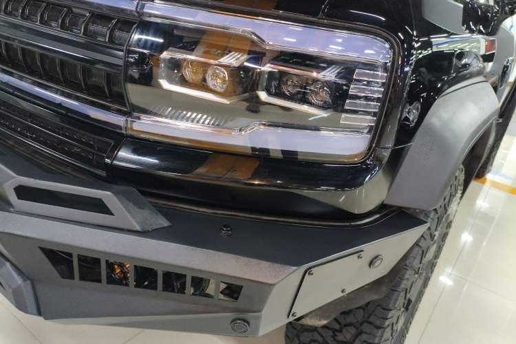 Used Formula Leopard 5 2023 Cloud Ride Flagship Edition
