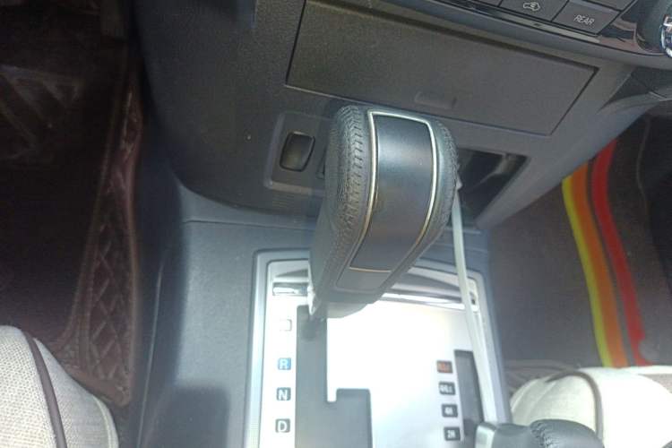 Used Mitsubishi Pajero 2016 3.0L Automatic Standard Version China V Standard Gear Lever