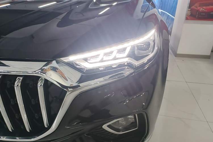 Used Hongqi HS5 2022 Revised Version 2.0T Smart Connect Flagship Edition Left Front Headlight