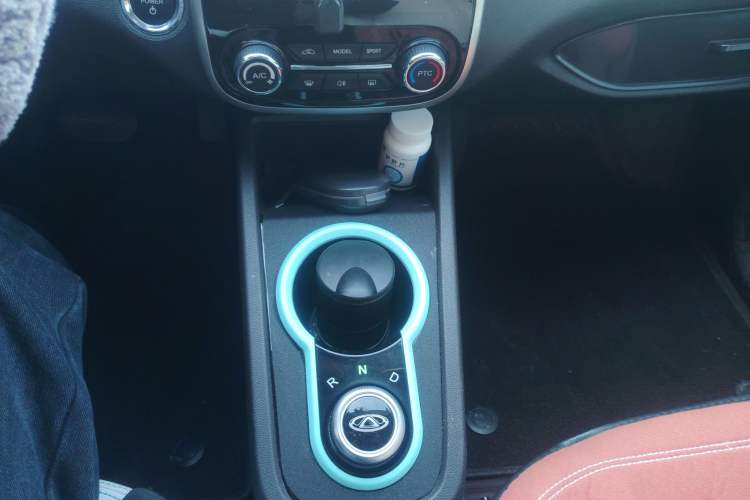 Used Chery Little Ant 2021 150 000 Yuan "Ant Fan" Edition New Ant Cool Version Lithium-Ion Battery Gear Lever