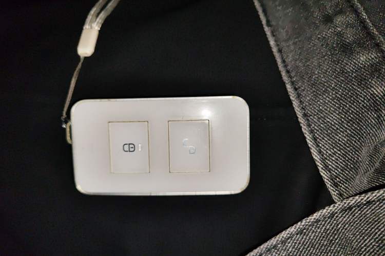 Used BYD Tang New Energy 2015 2.0T Four-Wheel-Drive Flagship Model Vehicle Key