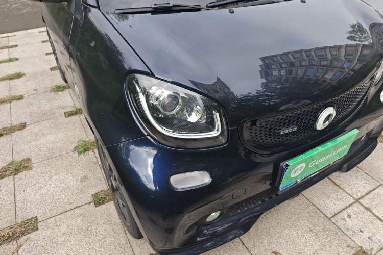 Used smart fortwo 2019 0.9T 66 kW Yufeng Blue Special Edition China V Standard
