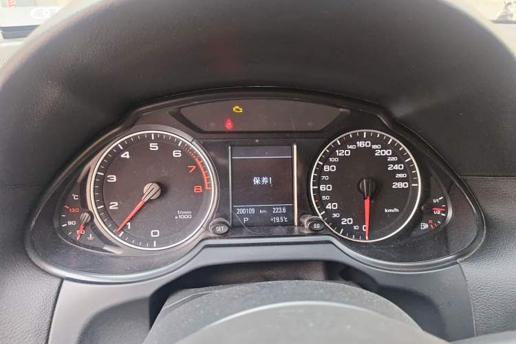 Used Audi Q5 2011 2.0TFSI Comfort Version Instrument Cluster