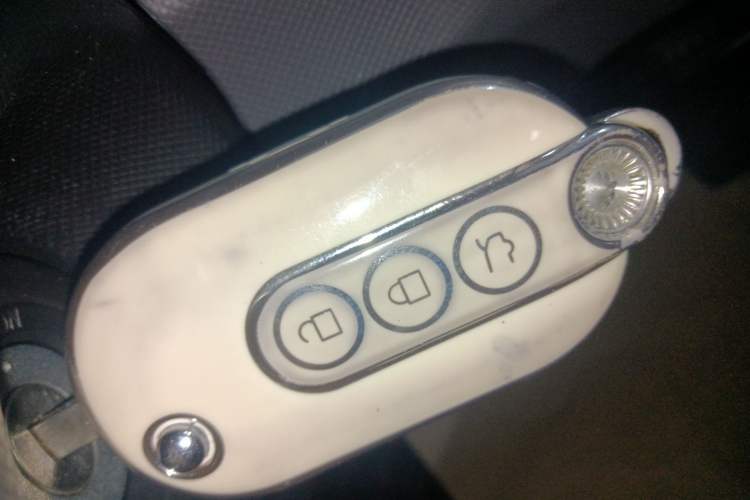 Used Wuling Hongguang MINIEV 2022 Macaron Premium Model – Lithium Iron Phosphate