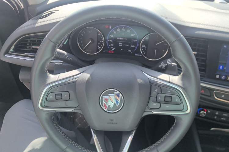 Used Buick Regal 2020 552T Luxury Version
