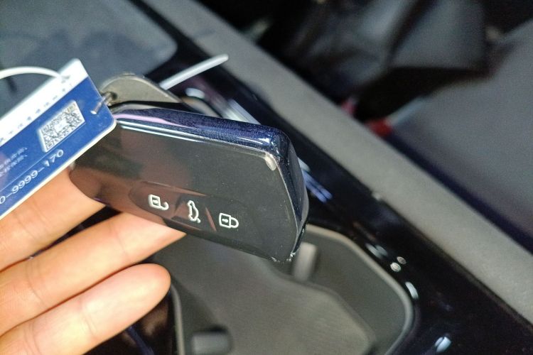 Used Volkswagen Teramont 2025 Tiguan Pro 450TSI Four-Wheel Drive Summit Edition
