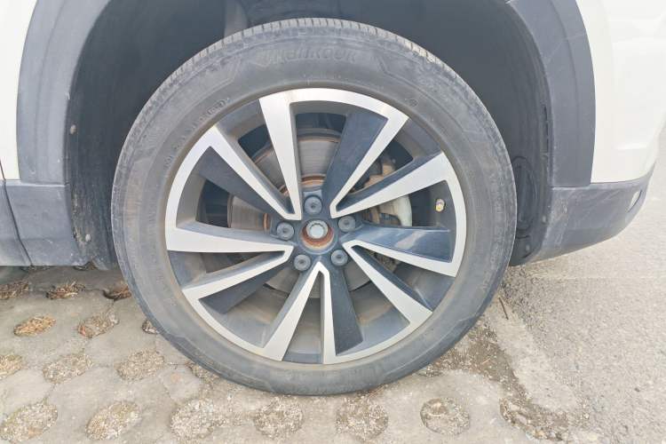 Used Volkswagen Tharu 2019 280TSI Two-Wheel Drive Luxury Version China VI Standard
