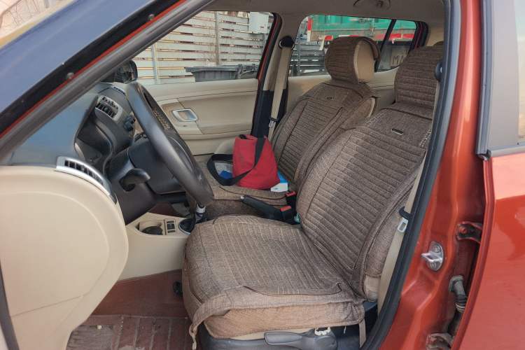 Used Skoda Fabia 2011 1.4L Manual Crystal Edition Left Front Seat