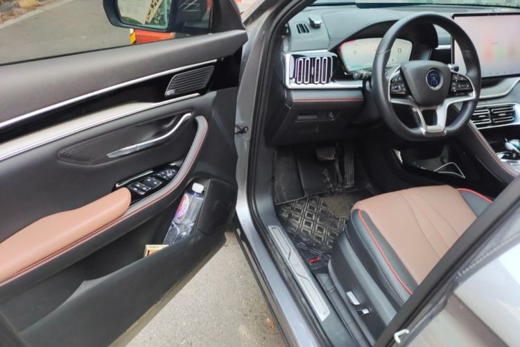 Used BYD Song PLUS New Energy 2021 DM-i 100KM Four-Wheel Drive Flagship PLUS
