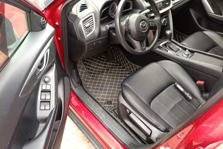 Used Mazda CX-4 2016 2.0L Automatic 2WD Blue Sky Dynamic Edition
