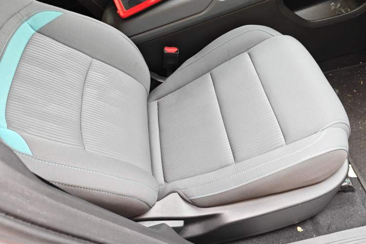 Used AION Y 2023 Younger Right Front Seat