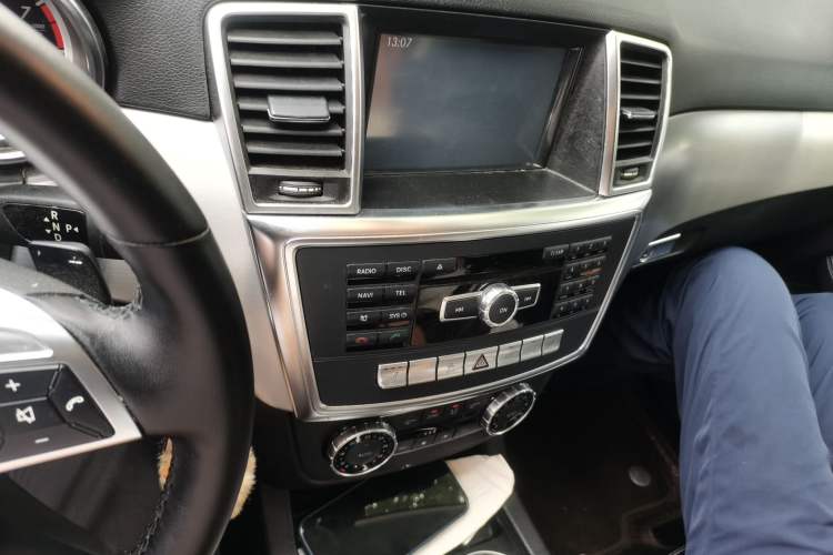 Used Mercedes-Benz M-Class 2014 ML 320 4MATIC
