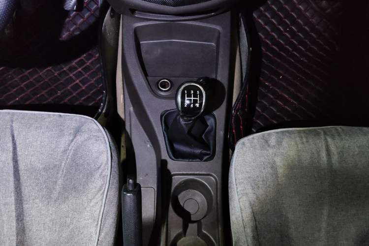 Used Wuling Hongguang 2016 1.5L Restyled S Comfort Version Gear Lever