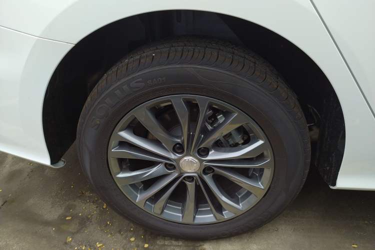 Used MG 5 2026 Model 180DVVT Global Luxury Edition Right Rear Wheel Hub