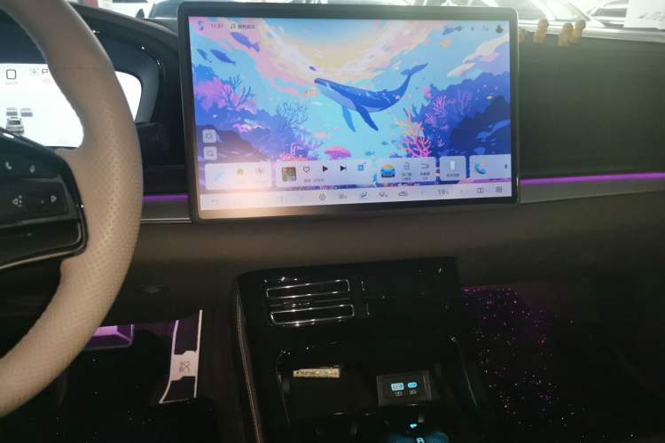 Used BYD Han 2025 DM-i 125KM Prestige Model Audio And AC Panel