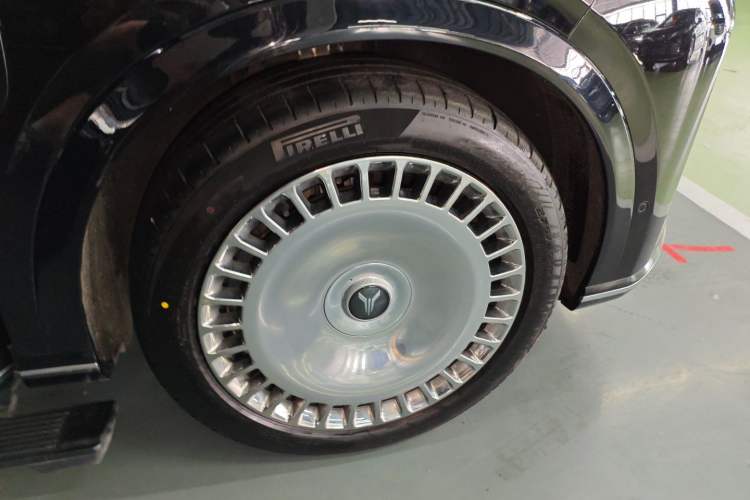 Used VOYAH Titan 2026 Model Max+ Right Rear Wheel Hub