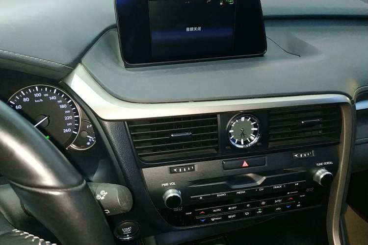 Used Lexus RX 2016 300 Two-Wheel Drive Elite Version China V Standard Audio And AC Panel