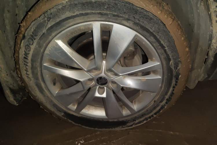 Used Skoda Kodiaq 2018 Facelifted TSI330 5-Seater Two-Wheel-Drive Comfort Edition
