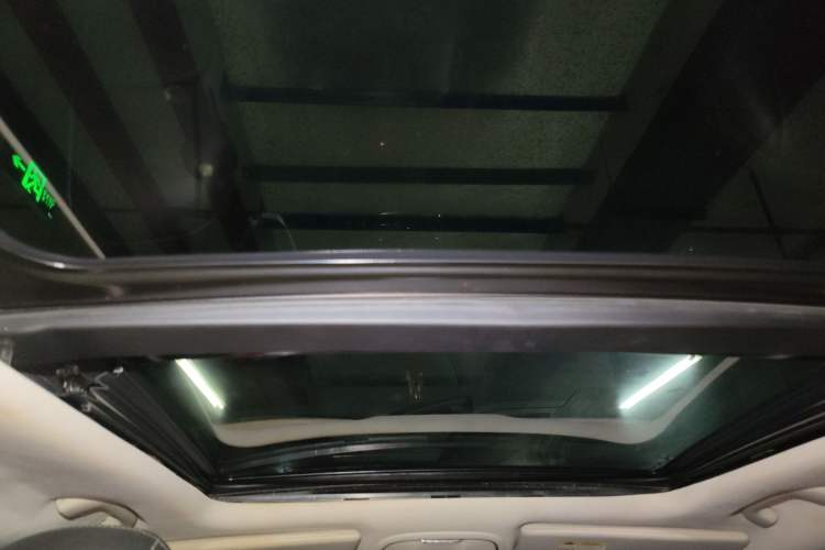 Used Jeep Cherokee 2017 2.0L Superior Edition
