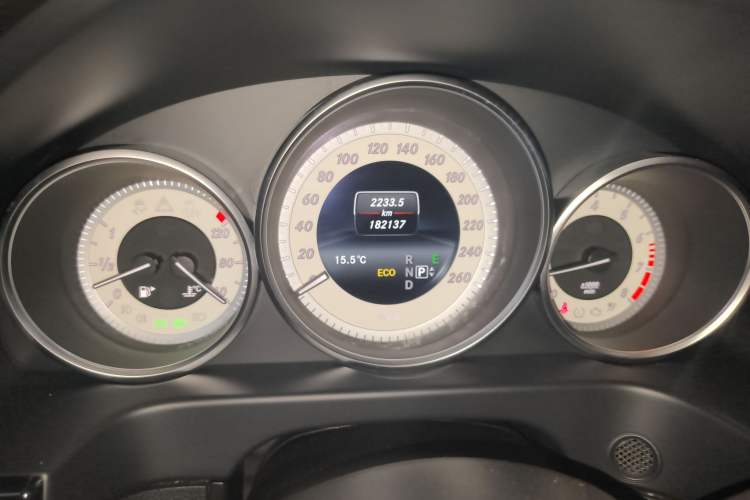 Used Mercedes-Benz E-Class 2015 Facelift E 200 L Sport Edition