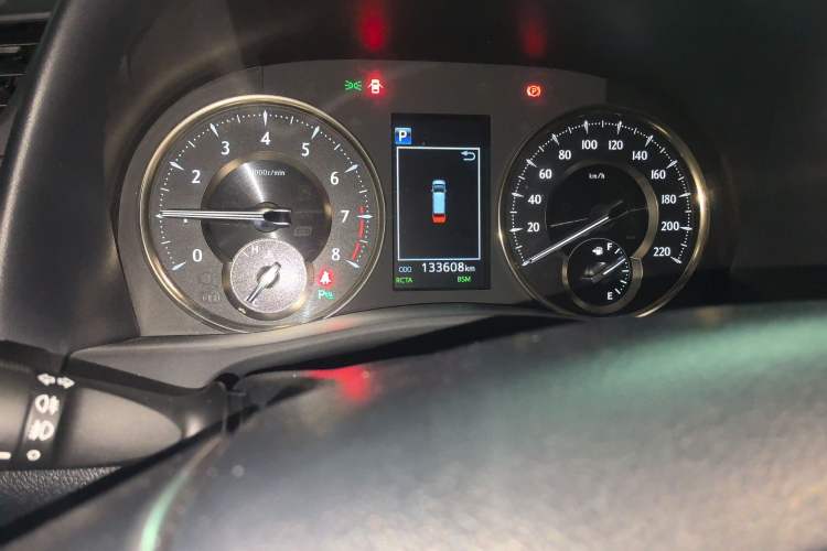 Used Toyota Alphard 2018 3.5L Prestige Edition Odometer Close Up