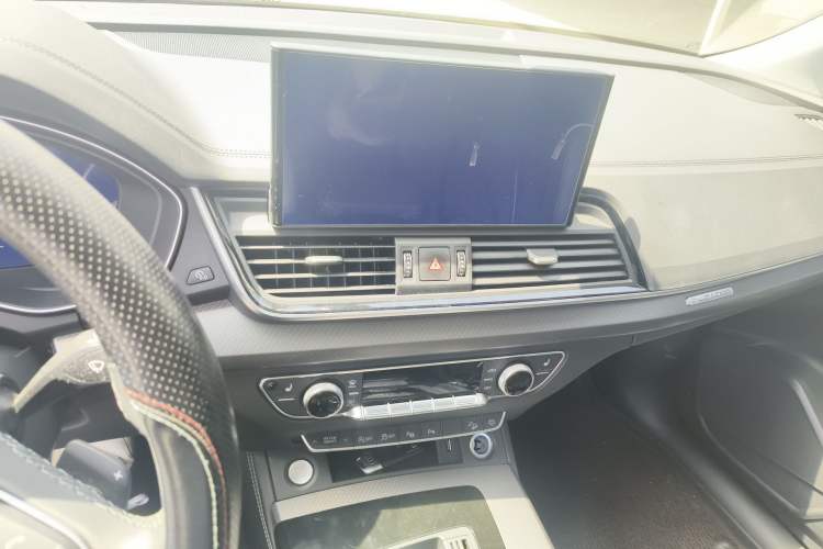 Used Audi Q5L 2022 Updated 40T Luxury Dynamic Edition
