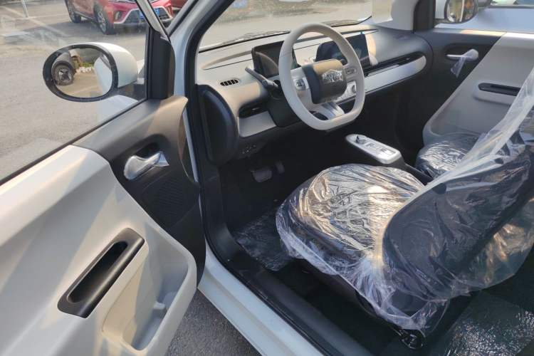 Used CHANGAN NEVO Lumin 2026 Model Treasure Edition 205km Passionate Beige Ningde
