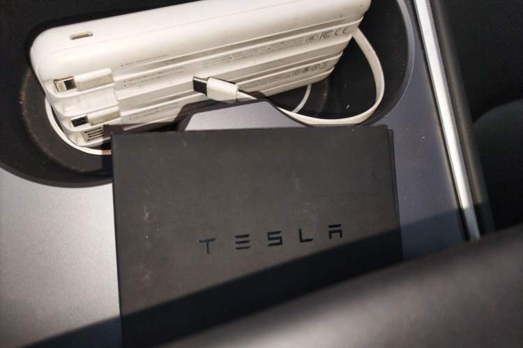 Used Tesla Model Y 2024 Rear-Wheel-Drive Version Interior 1