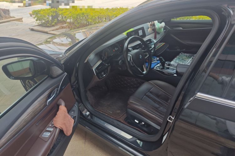 Used BMW 5 Series 2018 Facelifted 530Li Luxury Edition Premium Package Driver Seat