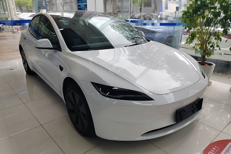 Used Tesla Model 3 2023 Rear-Wheel-Drive Version
