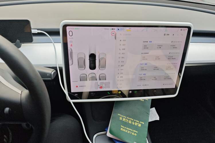 Used Tesla Model 3 2021 Performance High-Performance All-Wheel-Drive Version Audio And AC Panel