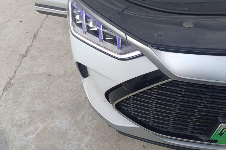 Used BYD Song PLUS New Energy 2021 DM-i 51KM Prestige Model Right Front Headlight