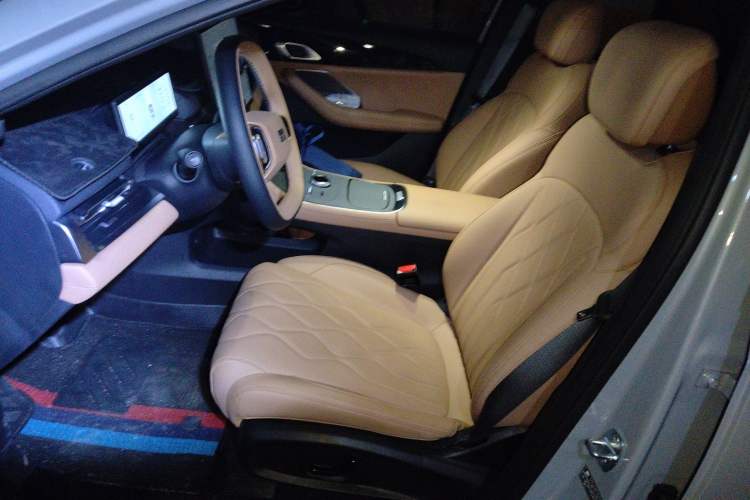 Used Geely Galaxy A7 2025 Model EM-i 150km Exploration+ Edition