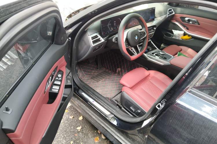 Used BMW 3 Series 2025 330Li M Sport Shadowline Package
