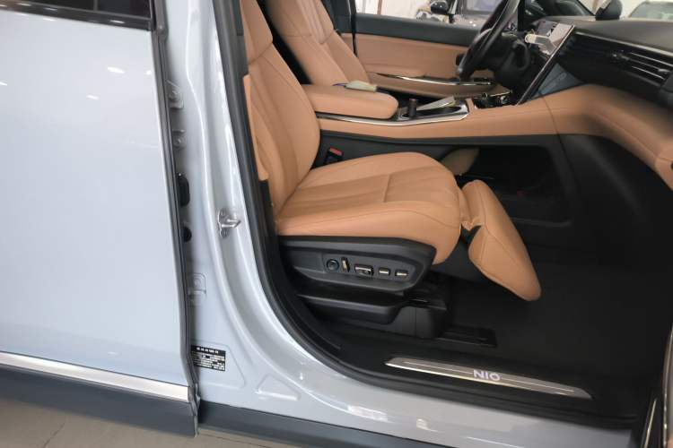 Used Nio ES8 2020 415 km Range 7-Seater Version