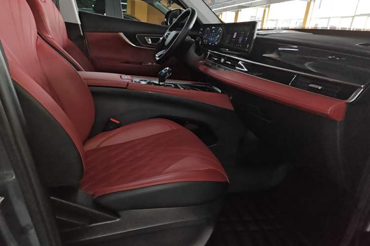 Used Chery Tiggo 7 PLUS 2023 Champion Edition 1.5TGDI DCT Prestige Model Right Front Seat