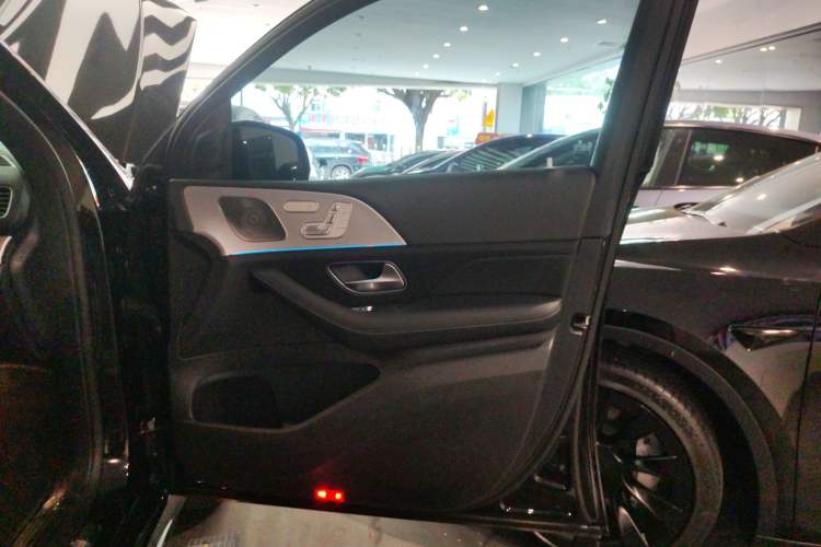 Used Mercedes-Benz GLE Coupe 2024 GLE 450 4MATIC Coupe SUV Fashion Model